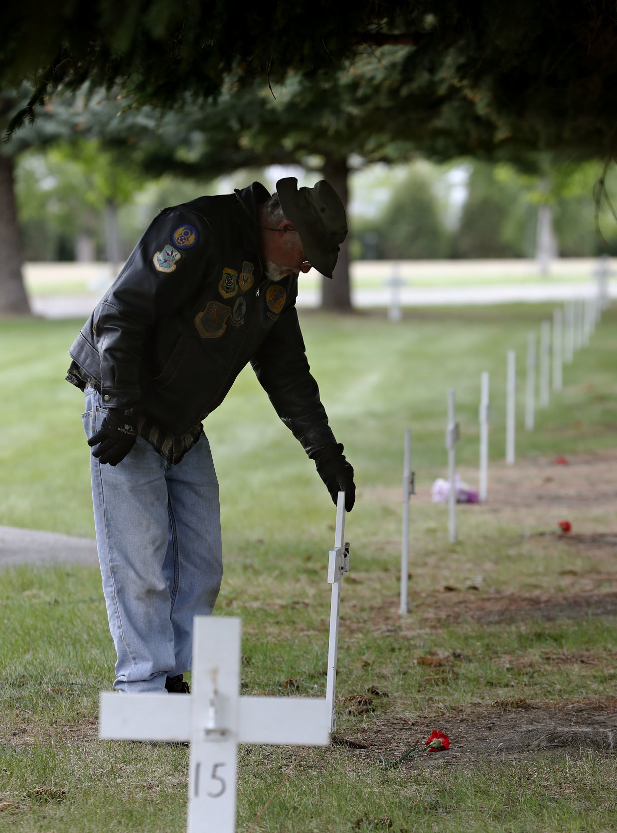 Vietnam veterans crosses